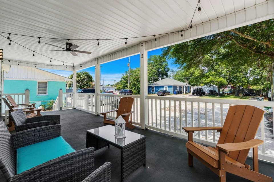 Dunecrest Cottage - Beach Nearby House in North Myrtle Beach