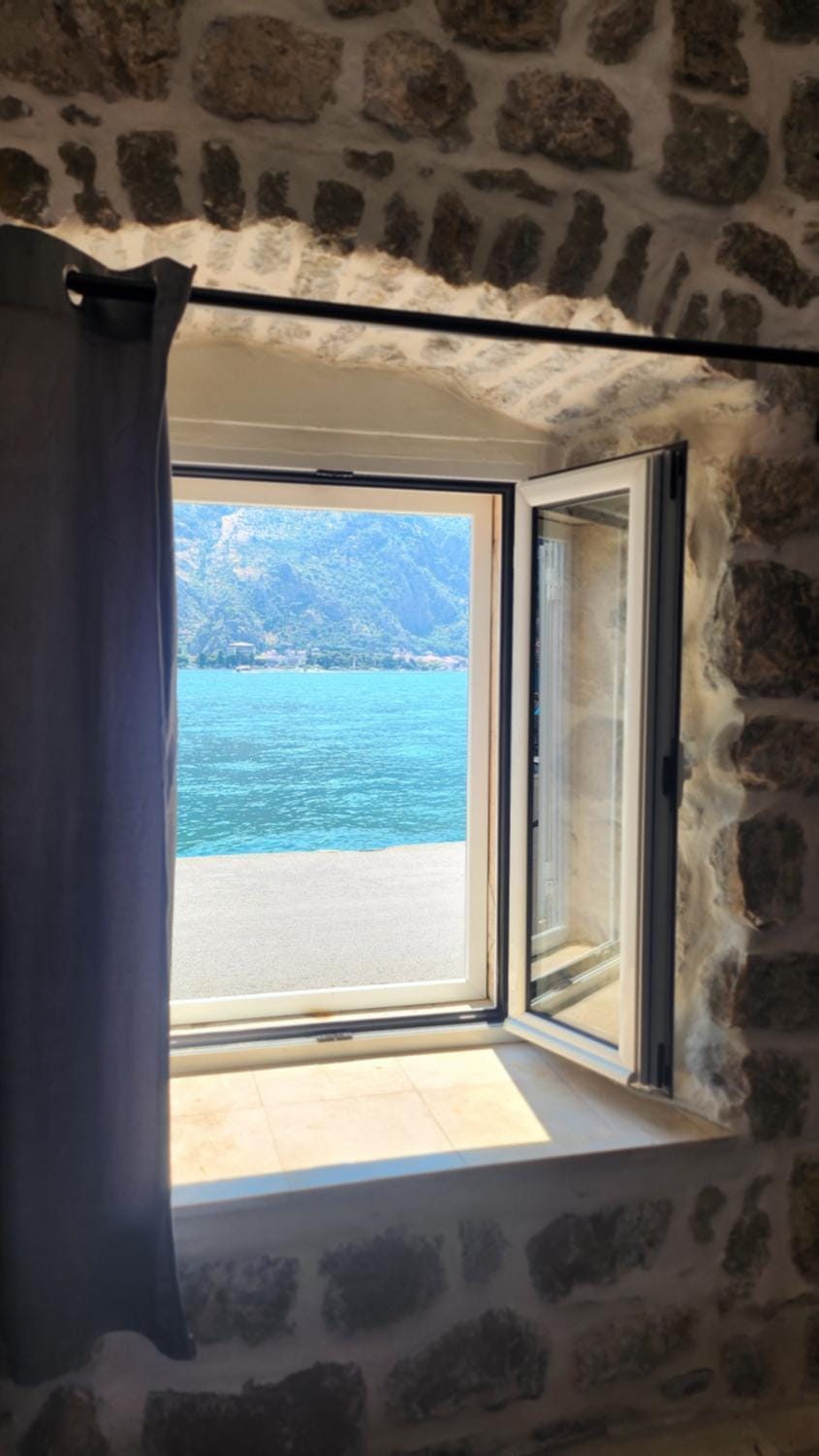 Natural landscape, Mountain view, Sea view