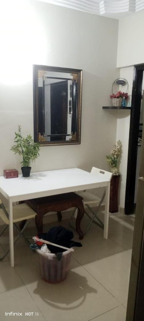 Karachi Gulshan-e-Iqbal Block 3 Furnished 2 Bedrooms Drawing & Dinning Near Disco Bakery-Families ONLY Apartment in Karachi