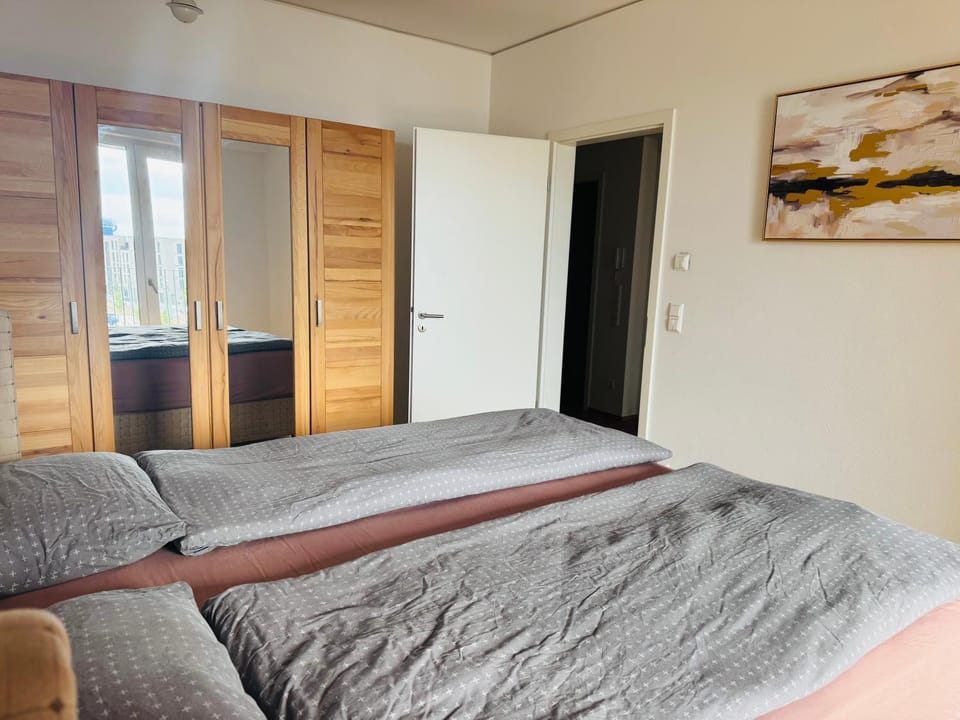 Bed, Photo of the whole room, Bedroom, wardrobe