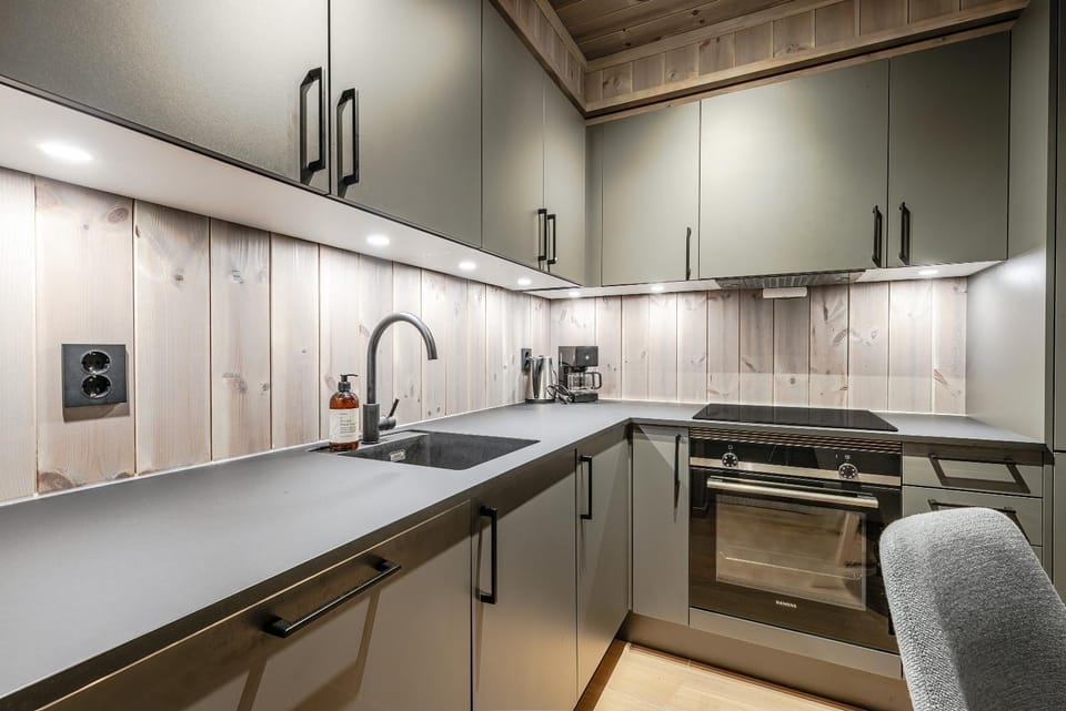 Kitchen or kitchenette