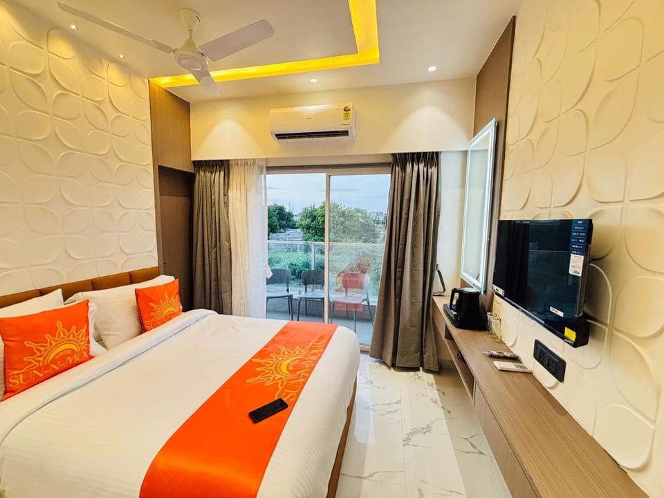 Hotel Sun-n-Moon Hotel in Maharashtra