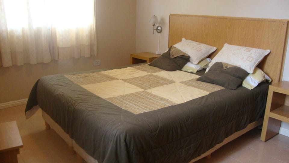Photo of the whole room, Decorative detail