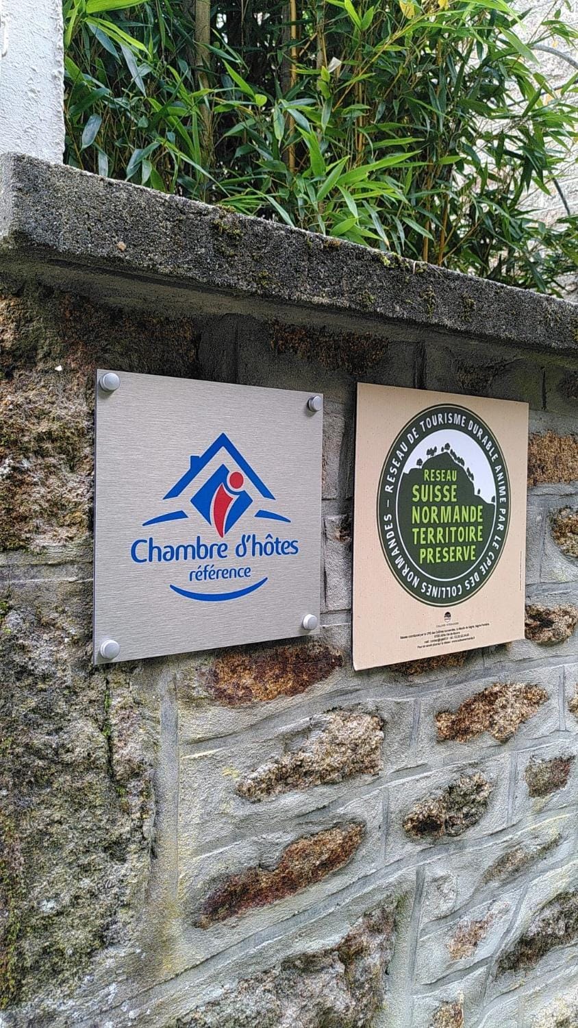 Logo/Certificate/Sign