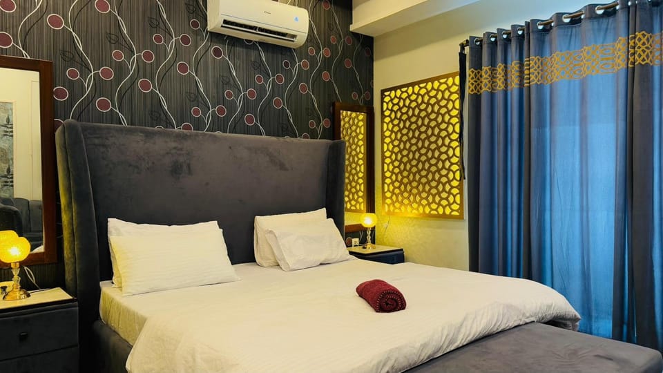 Bed, Bedroom, air conditioner