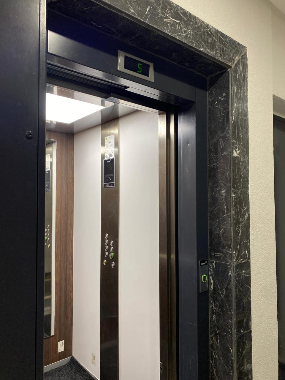 elevator