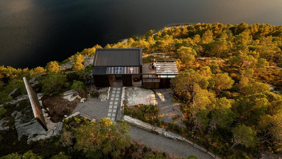 Speilhus med badestamp - en unik naturopplevelse House in Trondelag