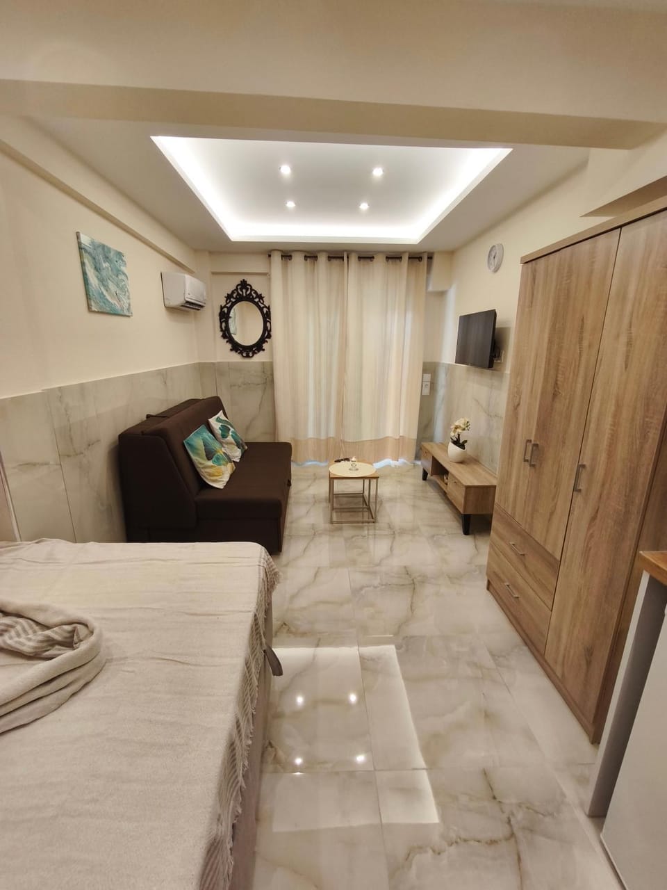 Communal lounge/ TV room, Bed, TV and multimedia, Photo of the whole room, Bedroom, wardrobe