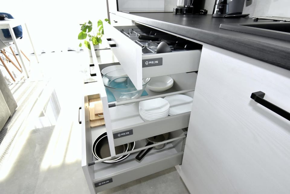 Kitchen or kitchenette