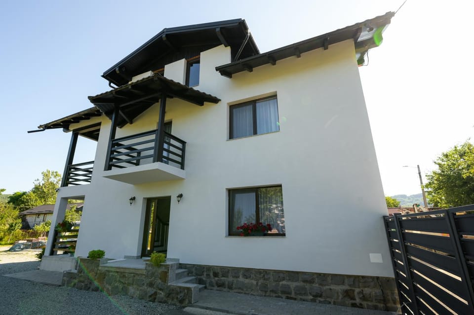 Casa Timiș Bed and Breakfast in Romania