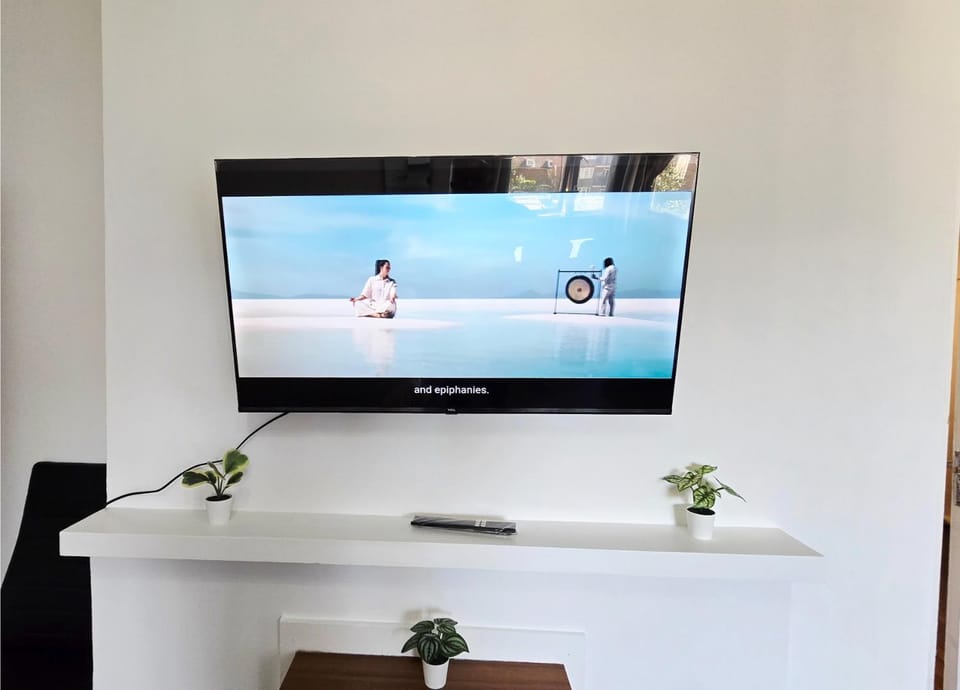 Halliday House Apartment in London