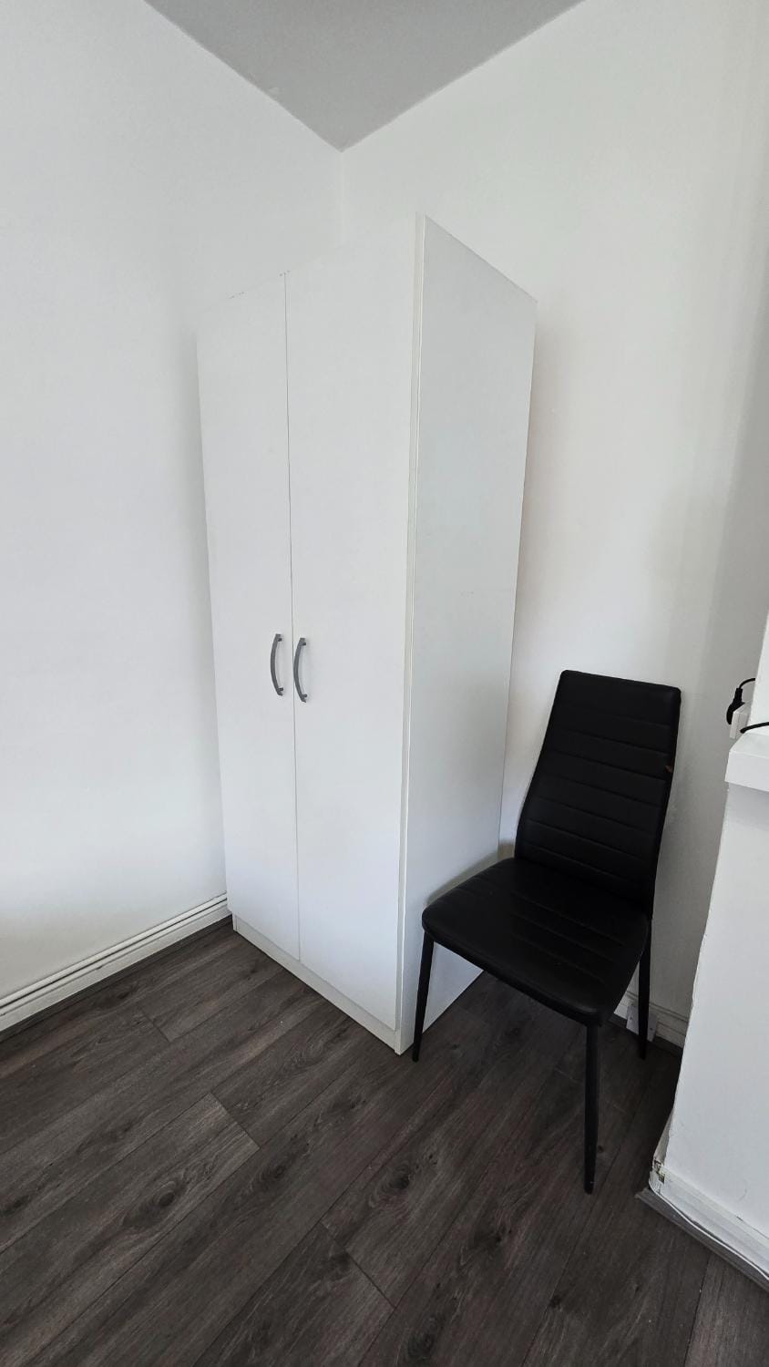 Halliday House Apartment in London