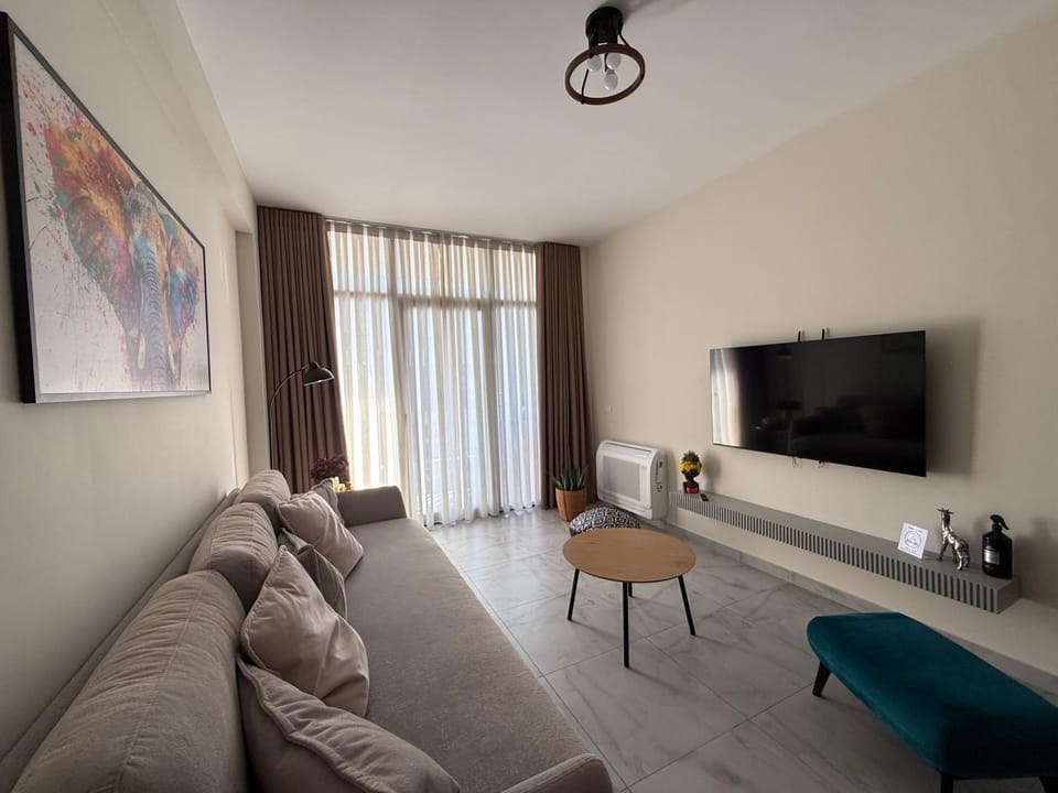 TV and multimedia, Seating area