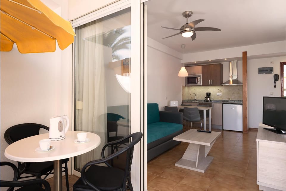 TV and multimedia, Balcony/Terrace