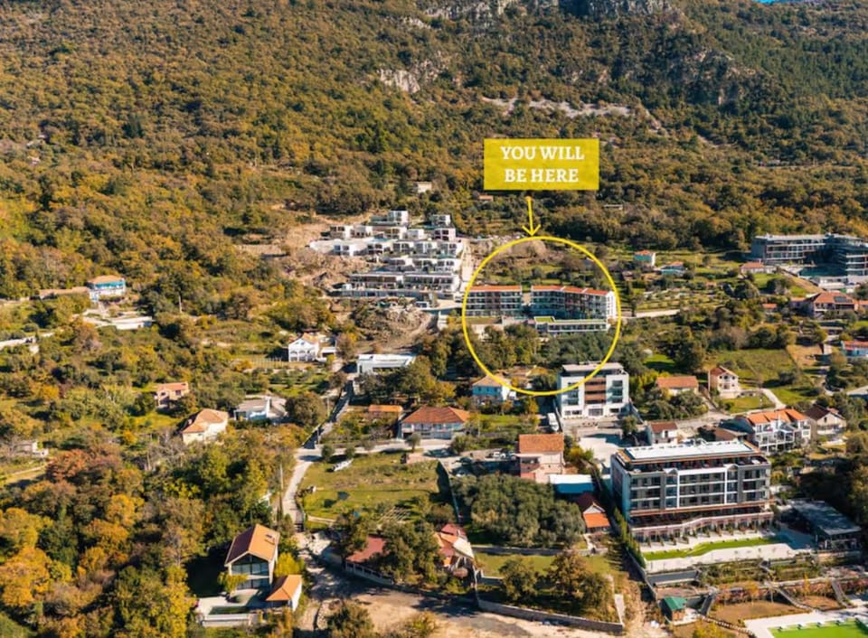 Casa Montenegro Lux Family Friendly 1 BR 2 Sofa Beds for Kids Sea Pool View Free Parking Wi-fi Pool Airport 5 Min Apartment in Kotor Municipality