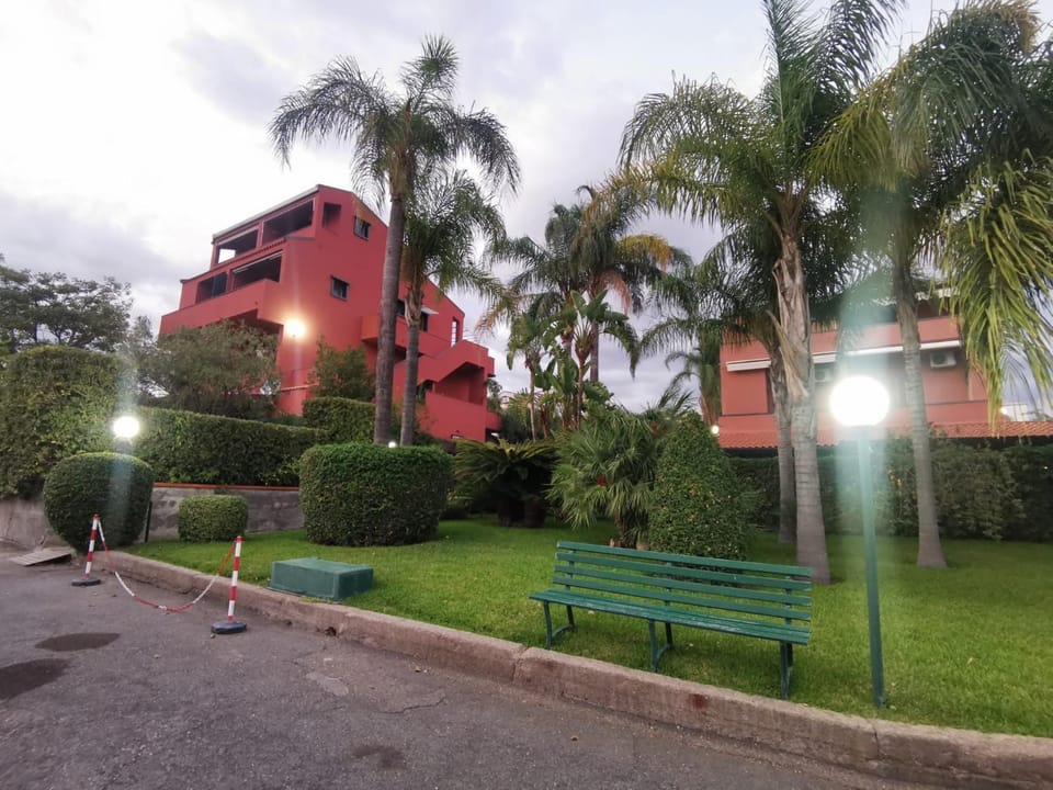 Property building, Garden