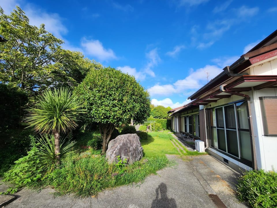 Garden, Garden view