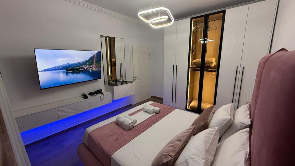 Unique Apartment 1 minute from the city centre Apartment in Tirana County, Albania