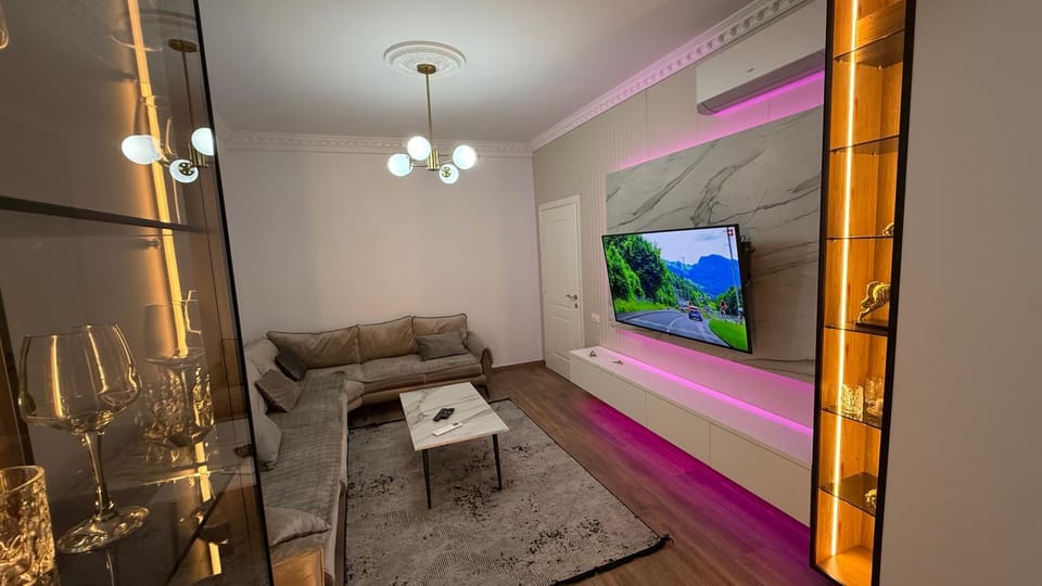 Unique Apartment 1 minute from the city centre Apartment in Tirana County, Albania