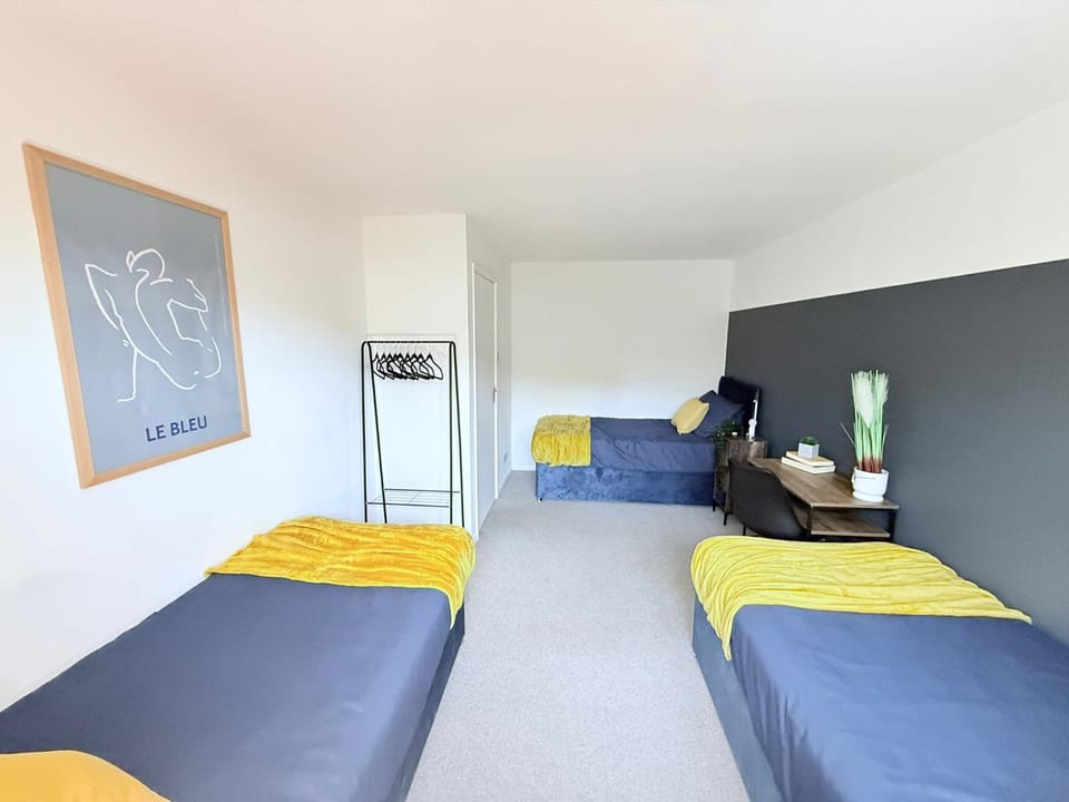 Bed, Bedroom
