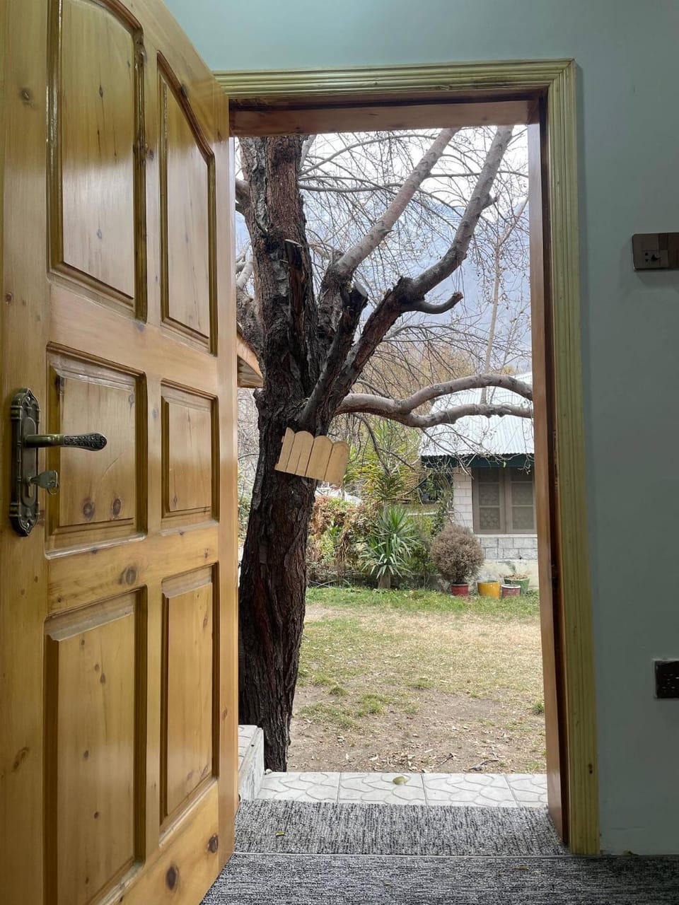 Garden view, Mountain view