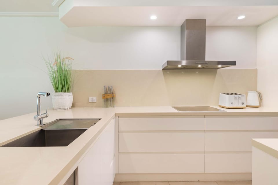 Mirage Resort Villa 162 with access to Sheraton Facilities Villa in Port Douglas