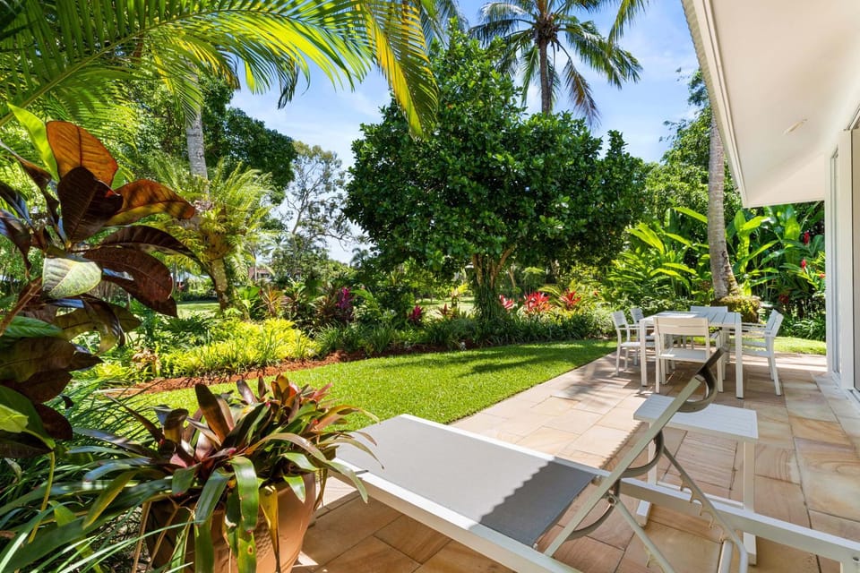 Patio, Garden view