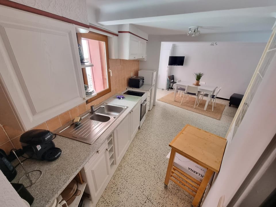 Collioure - Maison T2 Charme Vieux Village, 4 Pers. - FR-1-309-528 House in Collioure