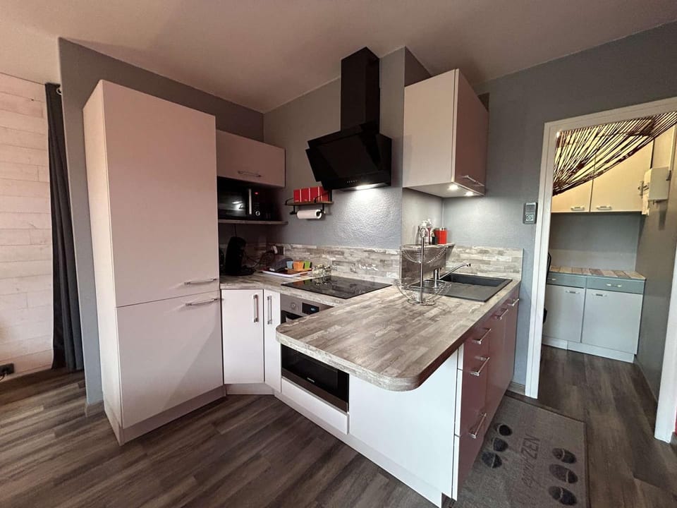 Appartement moderne 4 pers. avec parking à Saint-Hilaire-de-Riez - FR-1-224C-358 Apartment in Saint-Jean-de-Monts