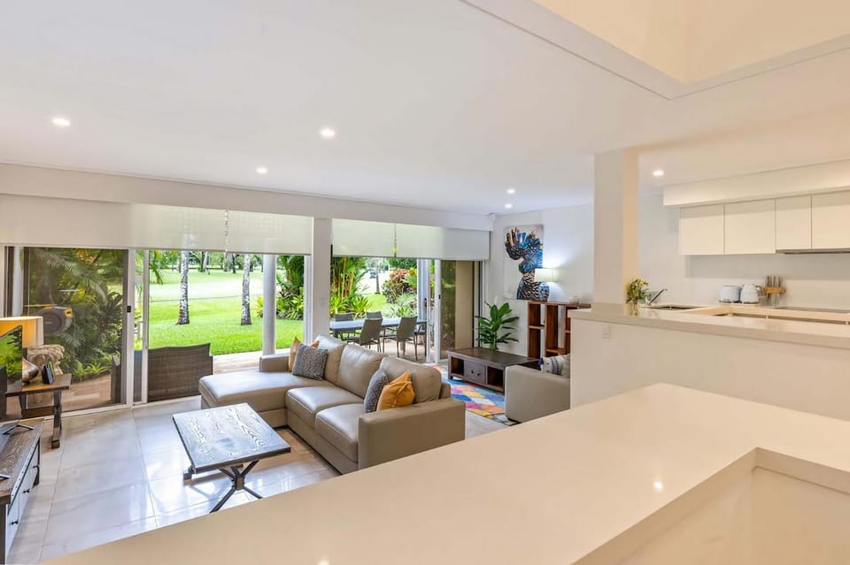 Mirage Resort Villa 412 Villa in Port Douglas