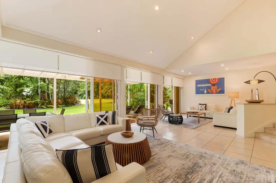 Mirage Resort Villa 438 Villa in Port Douglas