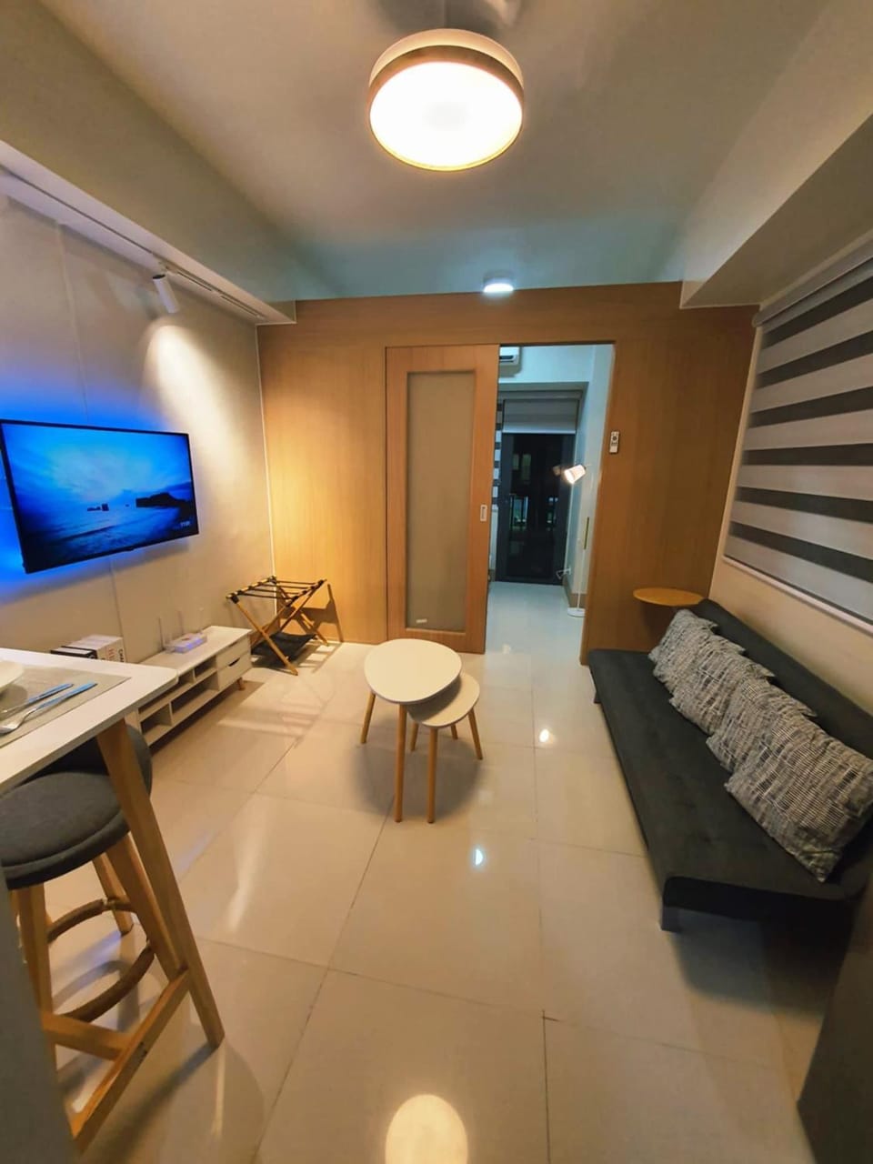 Minimalist Big 1BR Pool View MOA Airport Hotel in Pasay