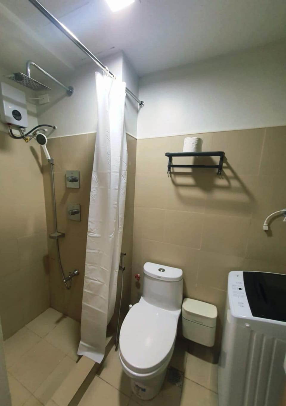 Minimalist Big 1BR Pool View MOA Airport Hotel in Pasay