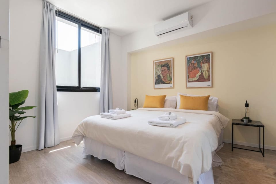 Bed, Bedroom, air conditioner