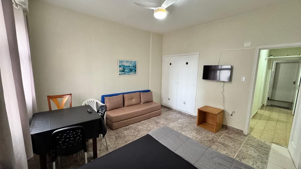 Studio 308 nas Pitangueiras - na quadra da praia! Apartment in State of São Paulo
