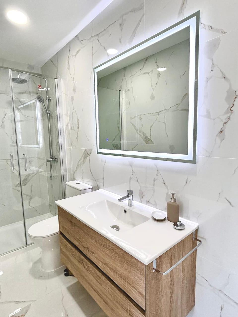 Shower, Toilet, Bathroom