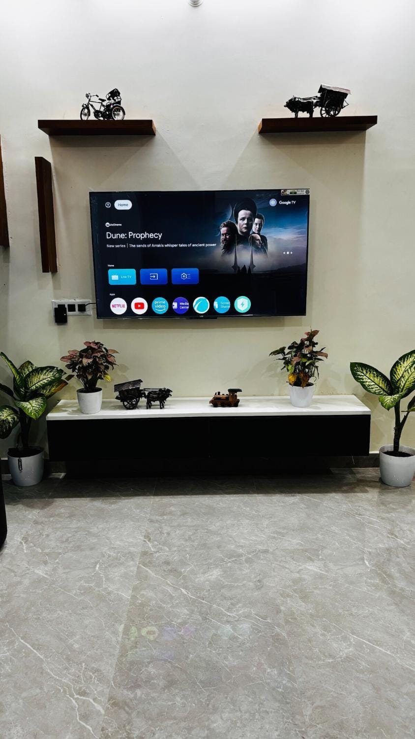 Lavish 3bhk near US embassy,Gachibowli Apartment in Hyderabad