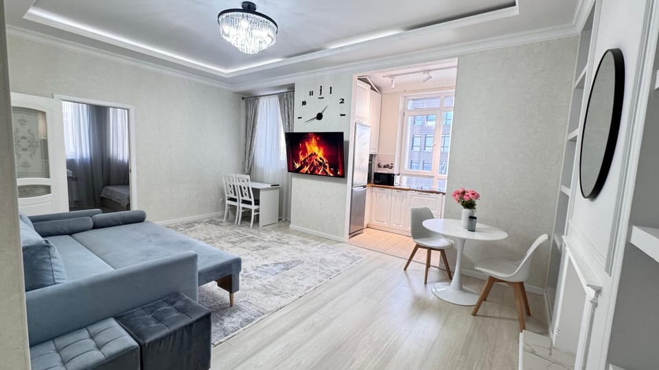 Стильные апартаменты на Ботаническом Apartment in Kazakhstan