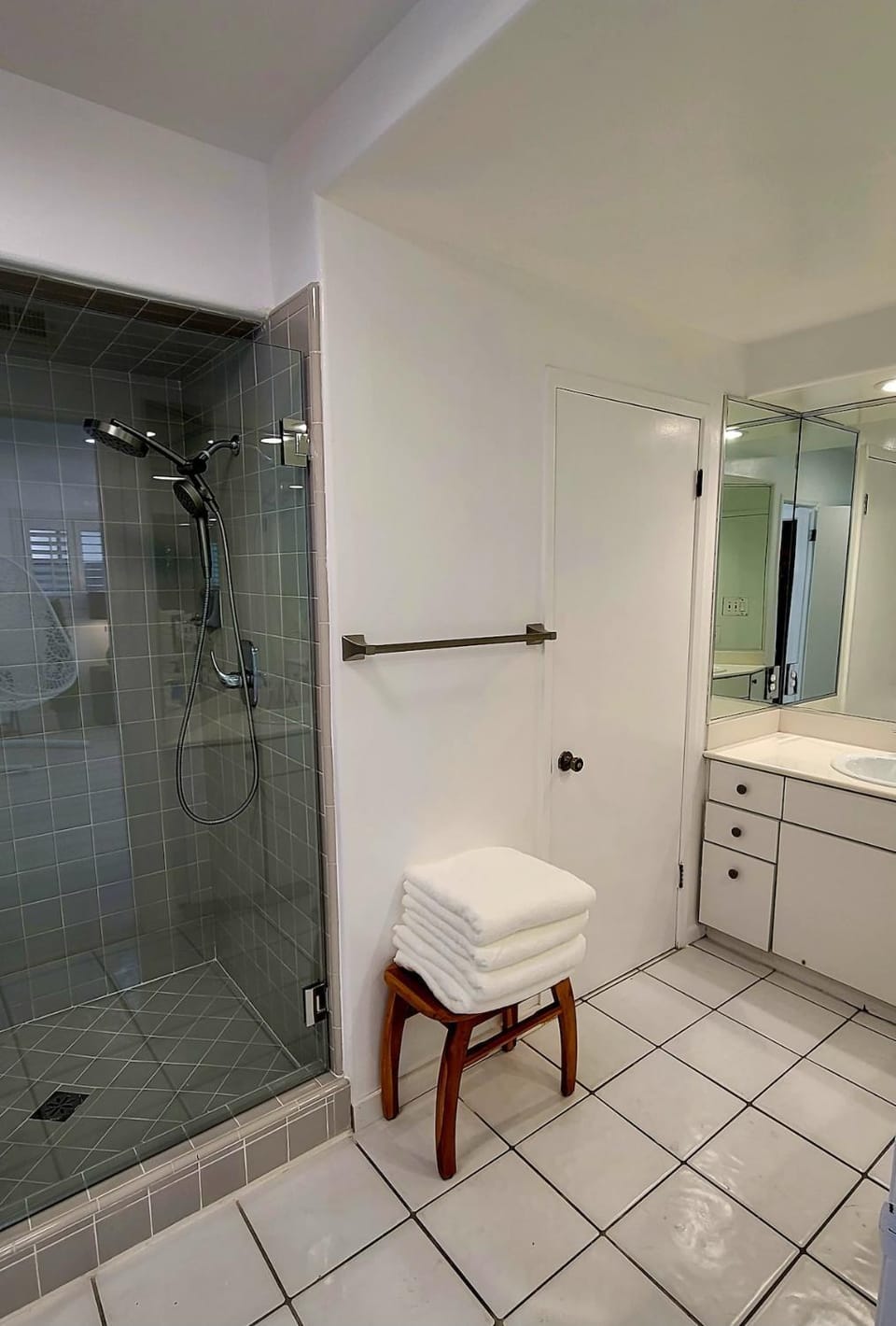 Shower, Bathroom, towels