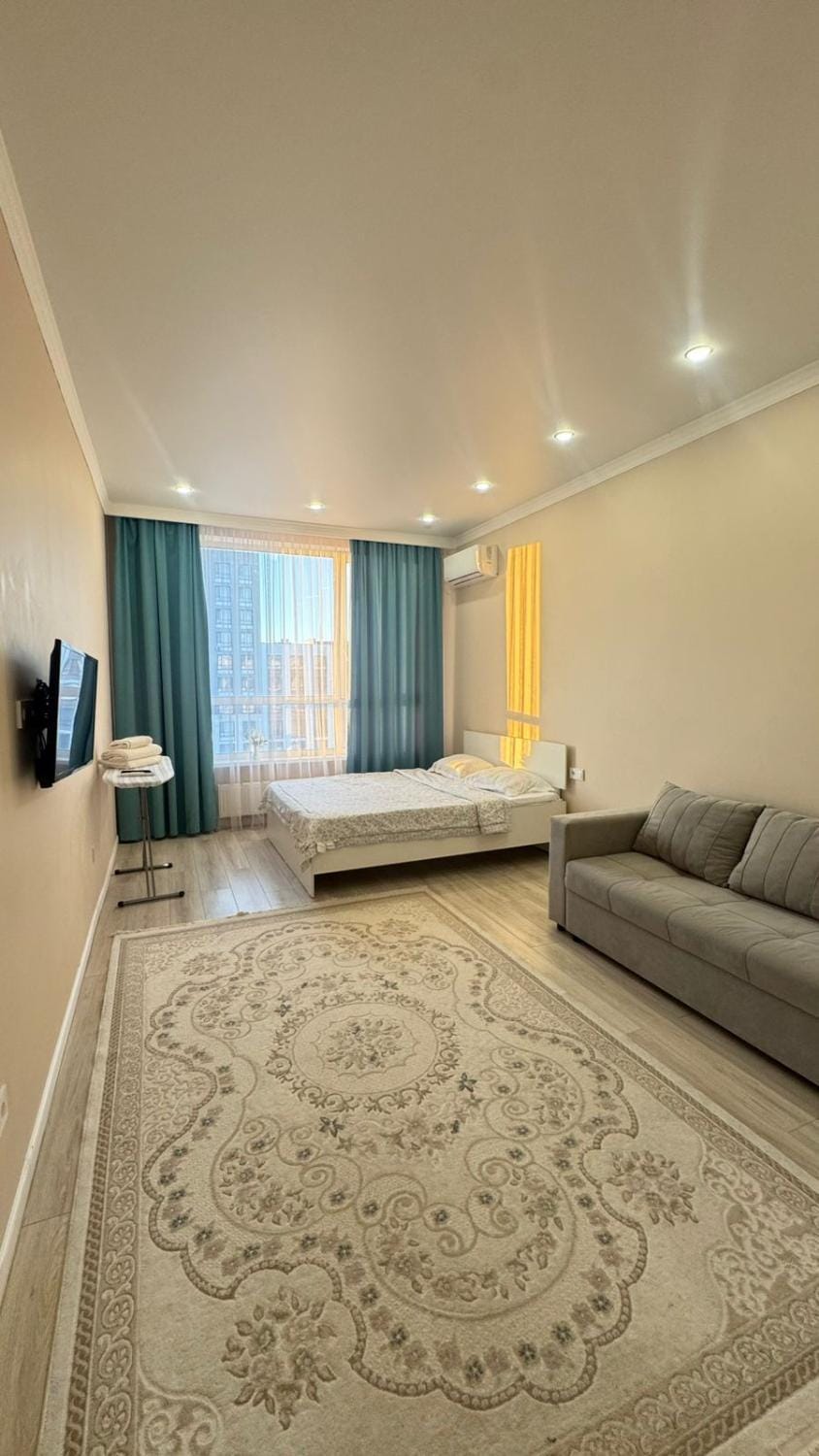 Bed, TV and multimedia, Living room, Photo of the whole room, Bedroom