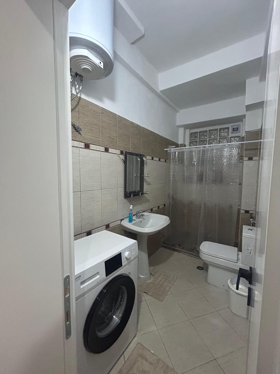 Shower, Toilet, bidet, washing machine