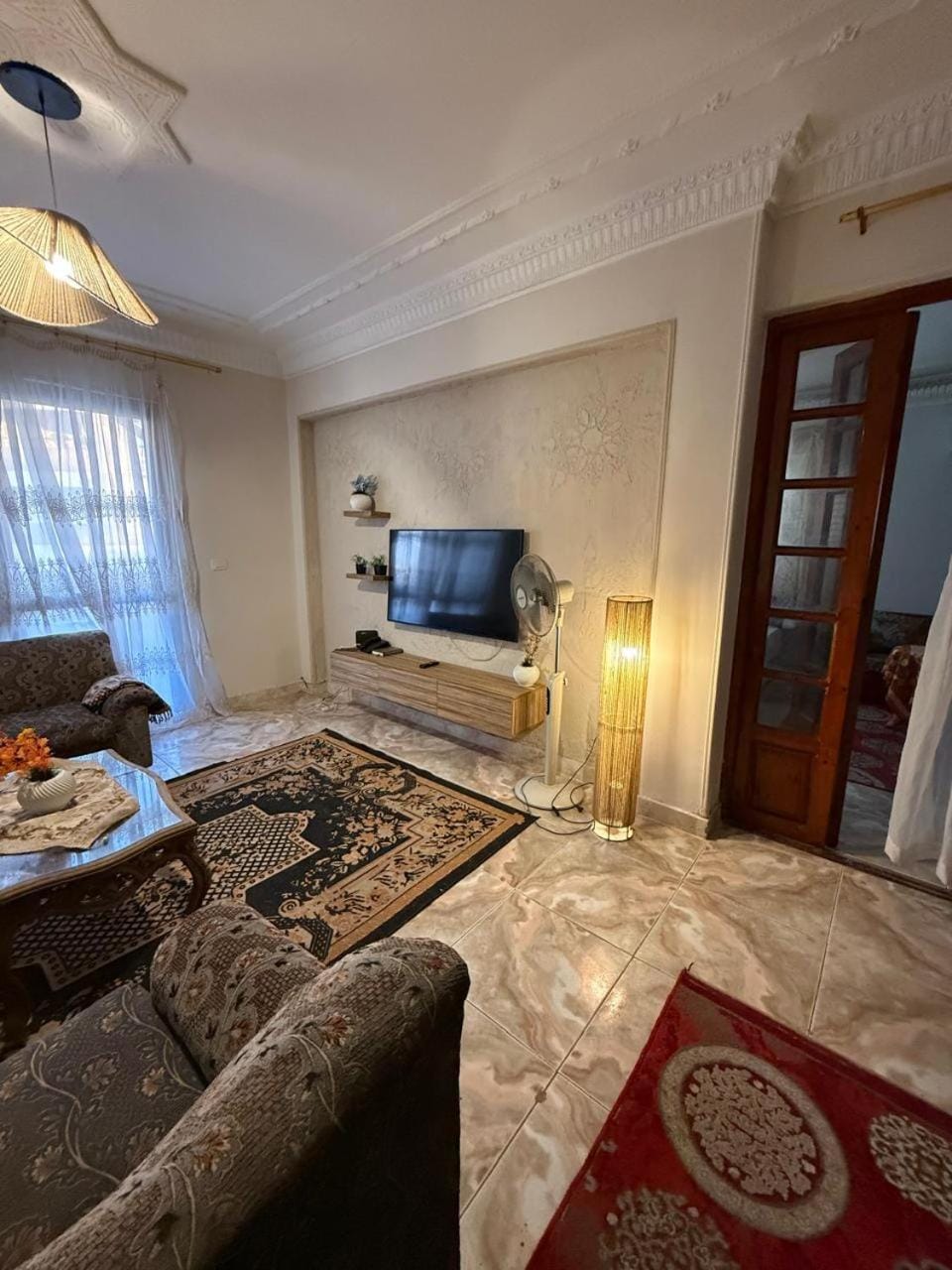 TV and multimedia, Living room, Seating area
