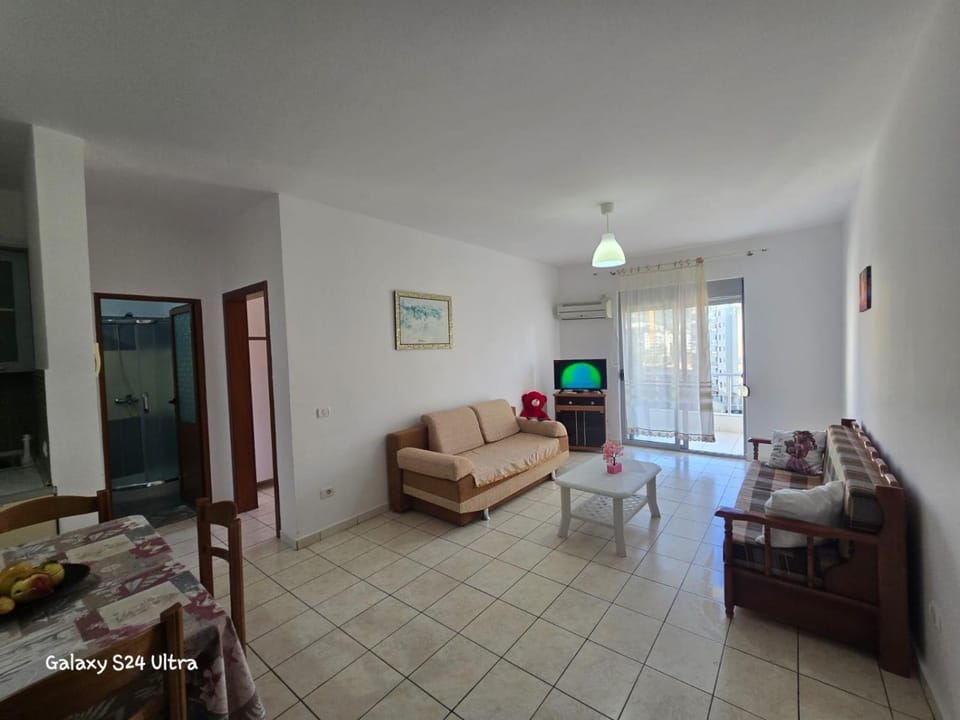 Seaside Apartment partial seaview Apartment in Vlorë