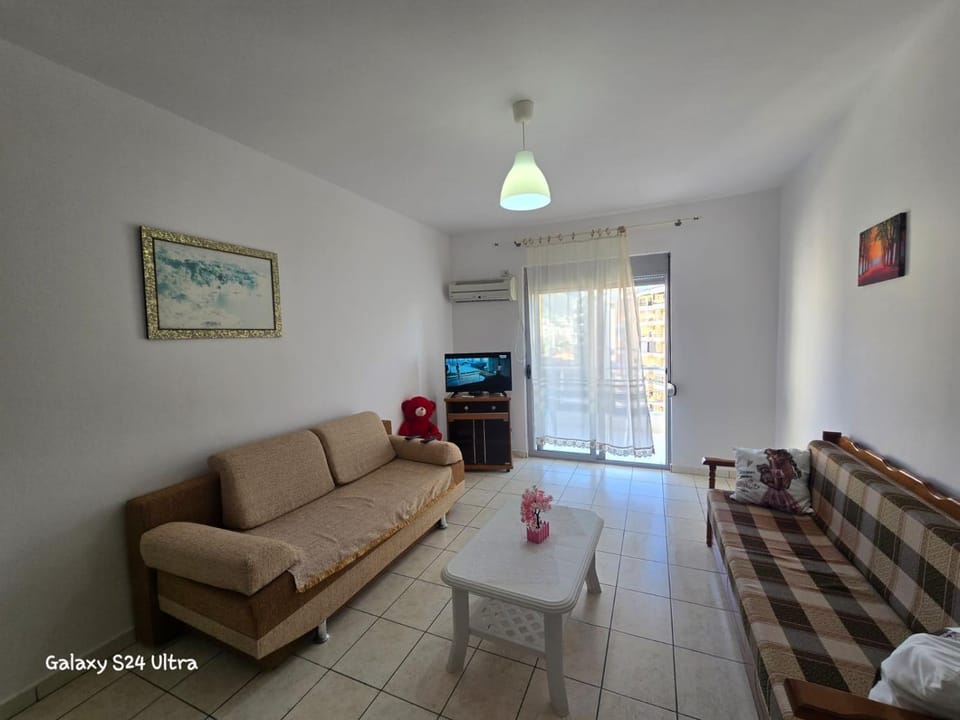 Seaside Apartment partial seaview Apartment in Vlorë