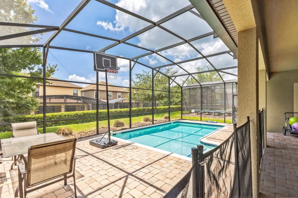 Davenport, luxury ,Golf, Oasis club, House in Four Corners