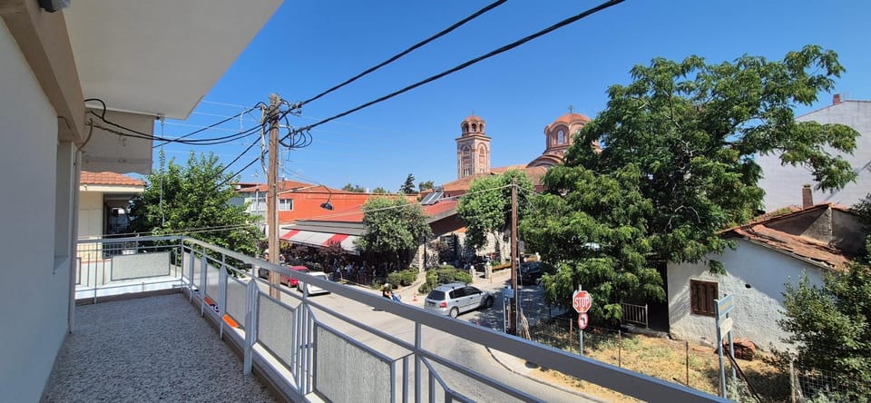 View (from property/room), View (from property/room), Balcony/Terrace, Balcony/Terrace, City view, City view, Street view, Street view