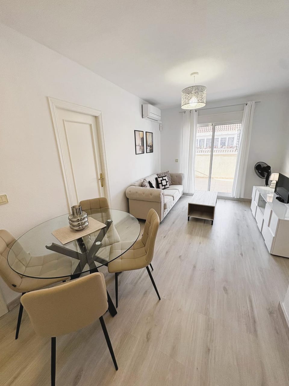 Seaside Apartamento Apartment in Torrevieja