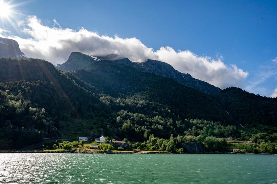 Nearby landmark, Natural landscape