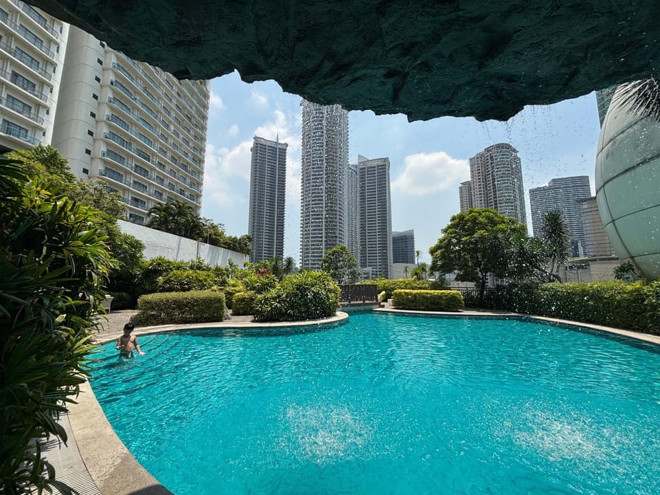 AMOREsuite Hotel Residences at Acqua Hotel in Mandaluyong