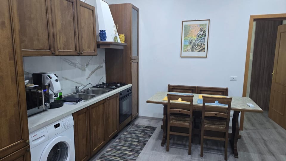 Kitchen or kitchenette, kitchen